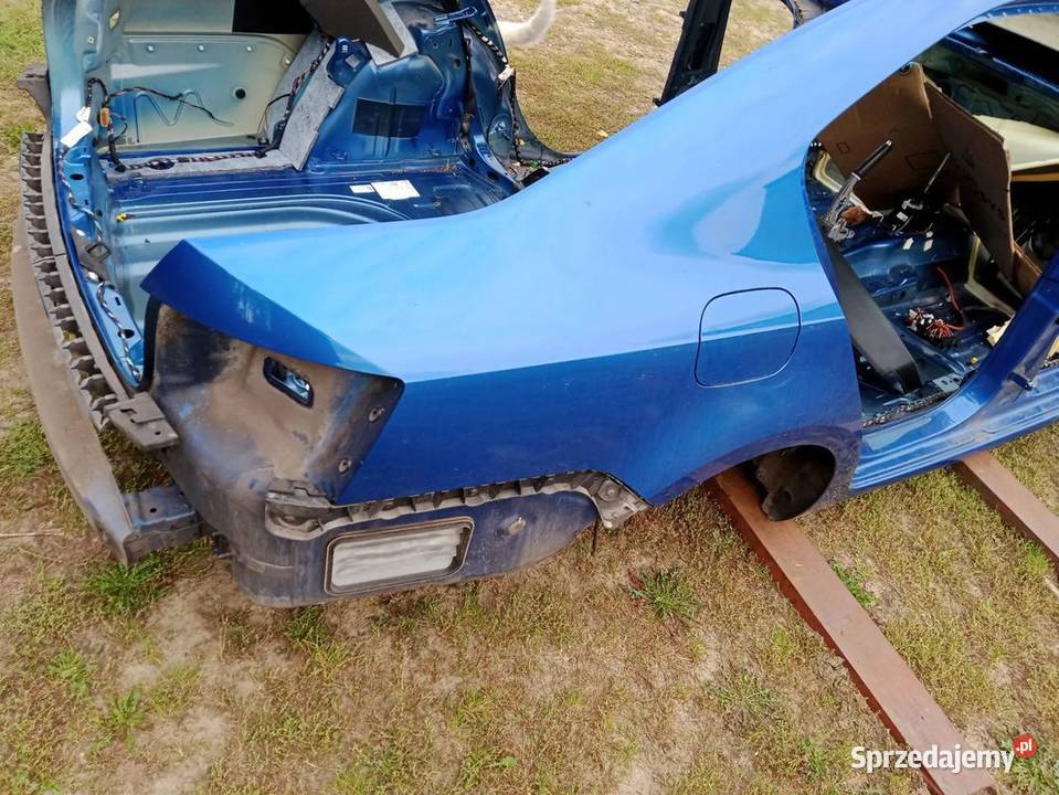 ĆWIARTKA BŁOTNIK PRAWY TYŁ SKODA OCTAVIA III Części samochodowe Rakoniewice