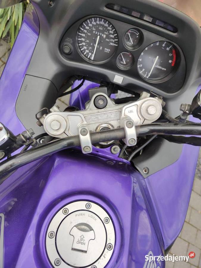 Honda CBR1000F DUAL Barcin