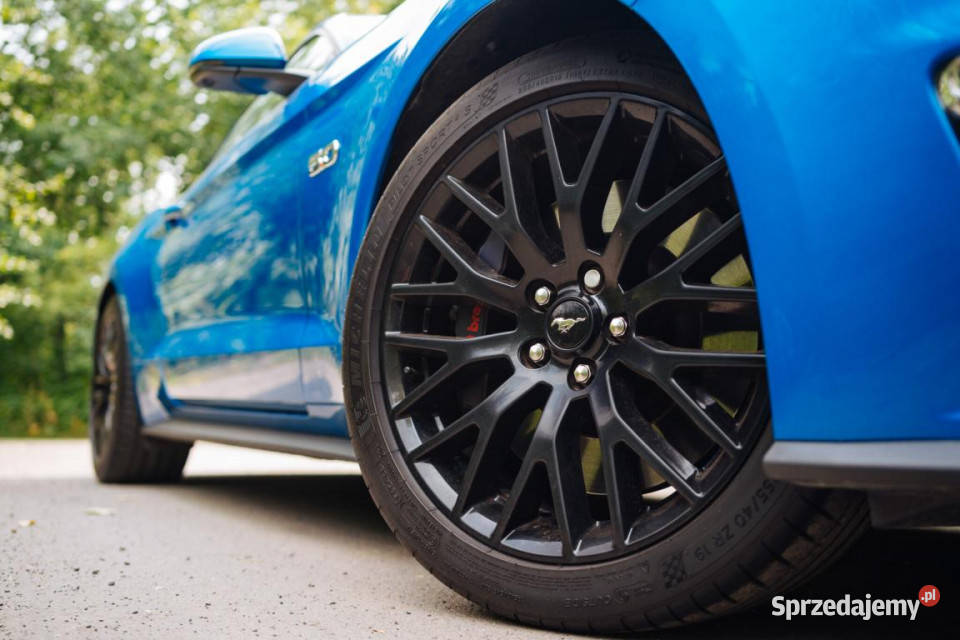 Ford Mustang GT V8 50 klimatyzacja