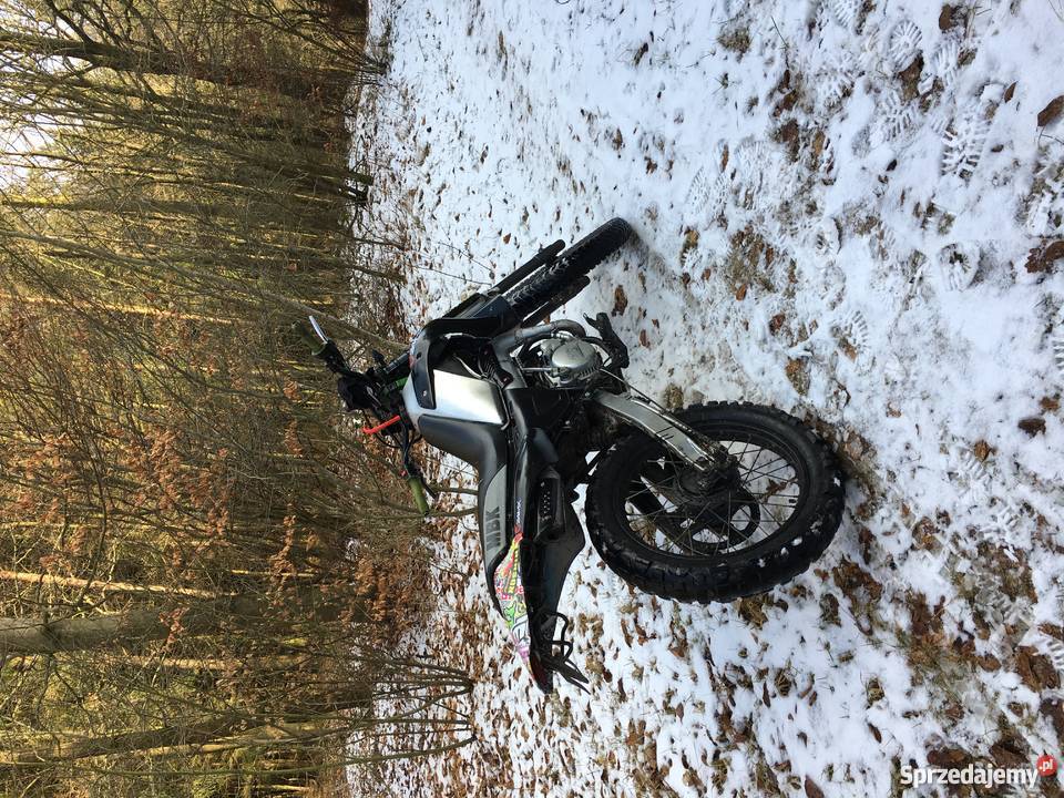 Mam na sprzedaż yamaha dt 85