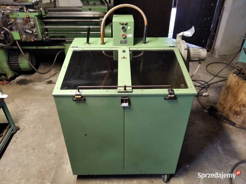 Myjka kabinowa ciśnieniowa do części Kłomnice