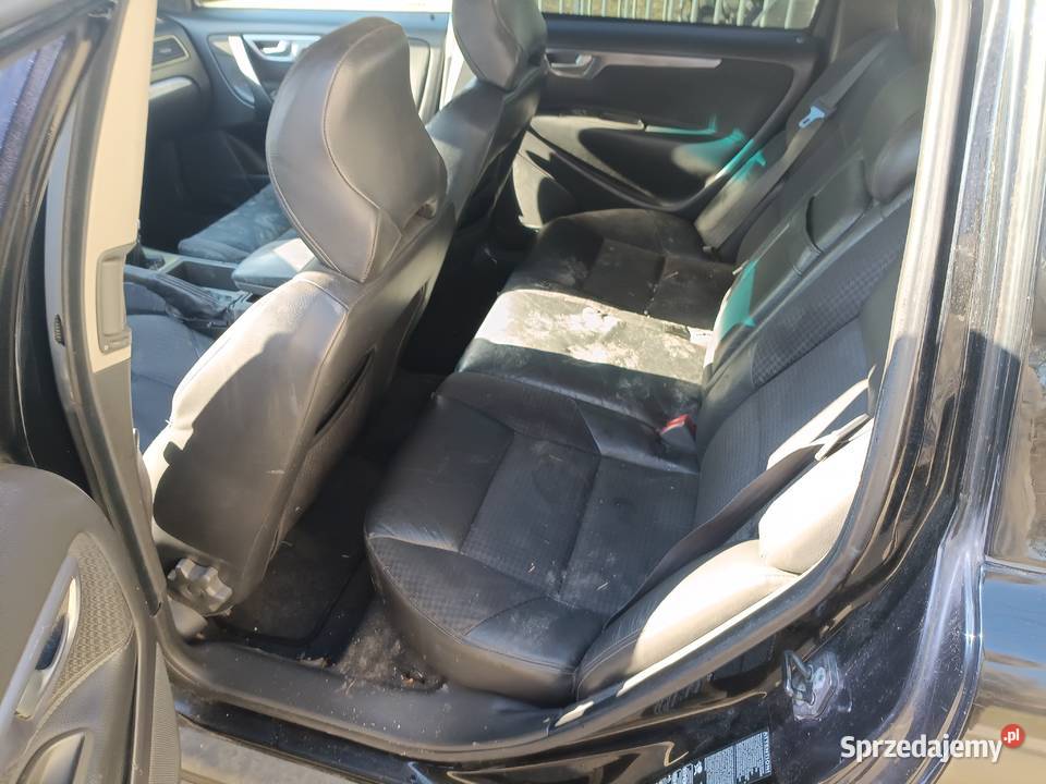 Volvo V70 T5 23 turbo 250 koni LPG uszkodzone Szydłowiec