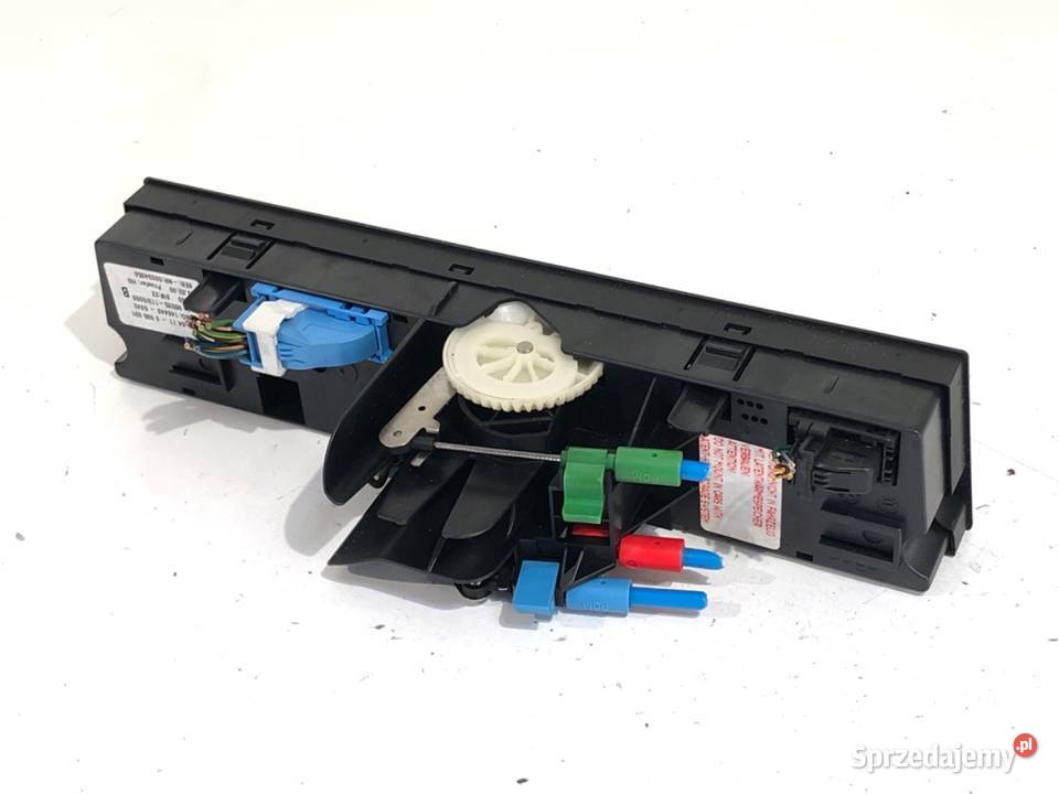 PANEL STEROWANIA NAWIEWU BMW E39 6905031 osobowe