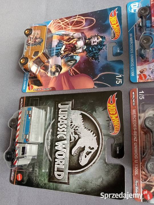 Hot Wheels Premium MercedesBenz Unimog U 1300L Jaworzno