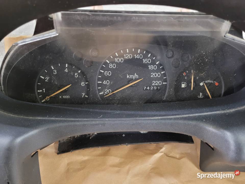 Konsola zegary Ford Escort mk7 1998r Staszów
