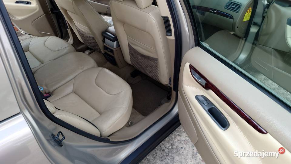 VOLVO XC70 24T Rok produkcji 2002 XC 70 Mogilno