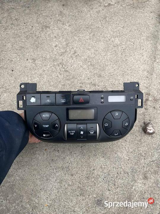 Panel klimatyzacji Toyota RAV4 II 8401042020 podkarpackie Ropczyce