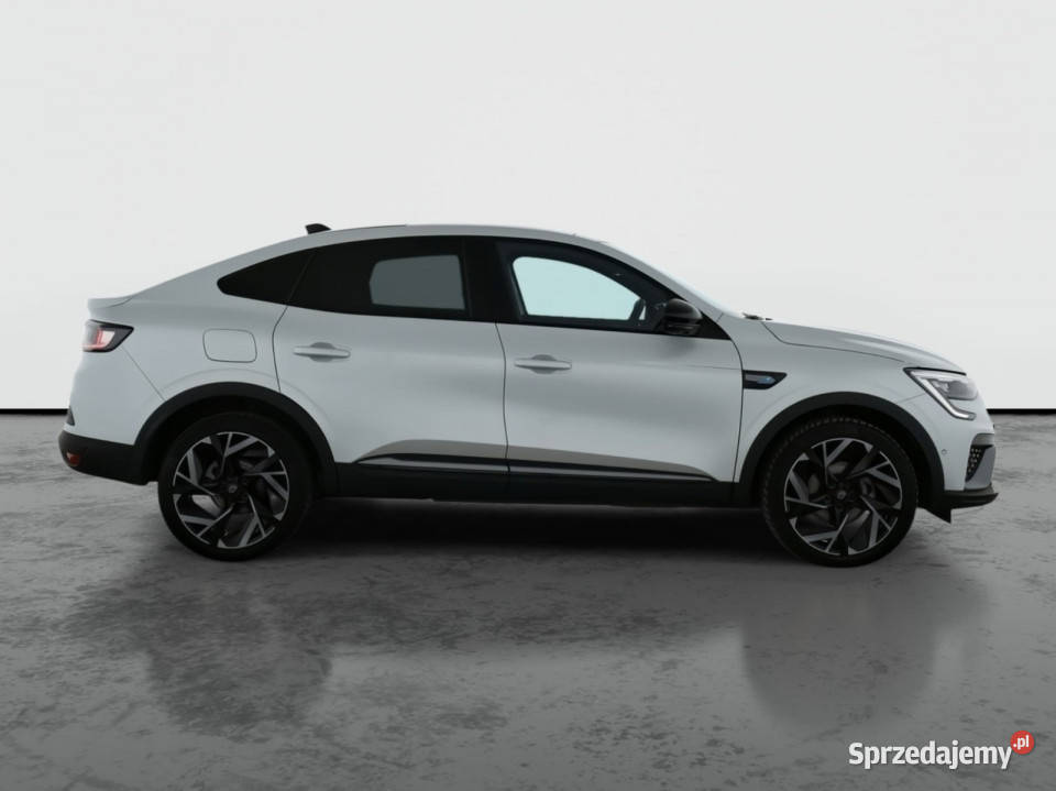 Renault Arkana ETech komputer pokładowy