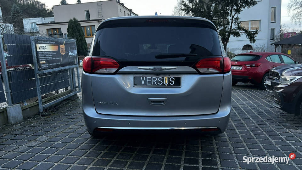 Chrysler Pacifica Limited Doskonały Minivan benzyna pomorskie Gdynia