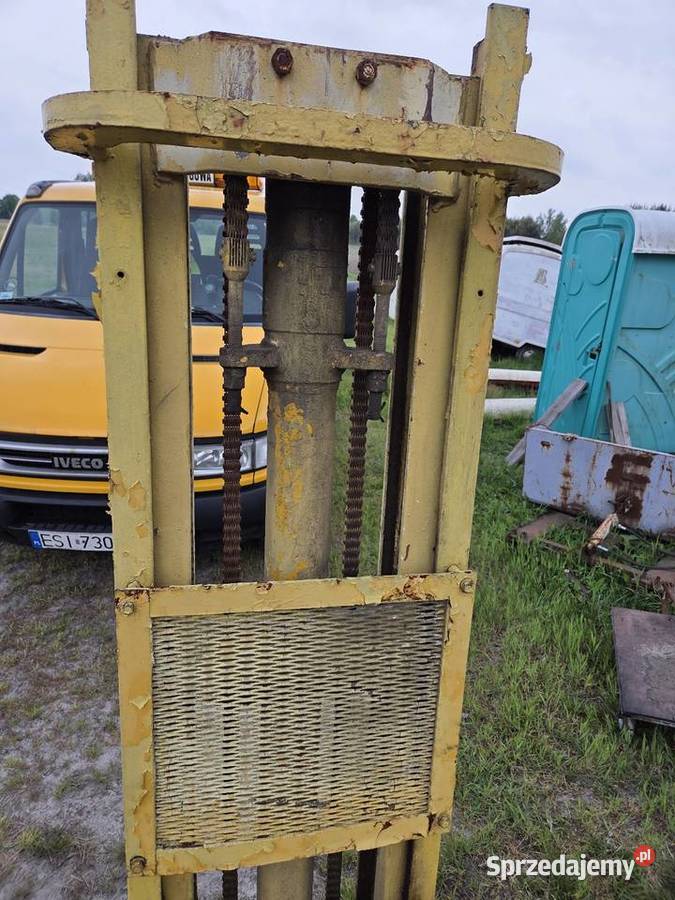 Maszt wózek widłowy Rak Suchedniów 320m Złoczew sprzedam