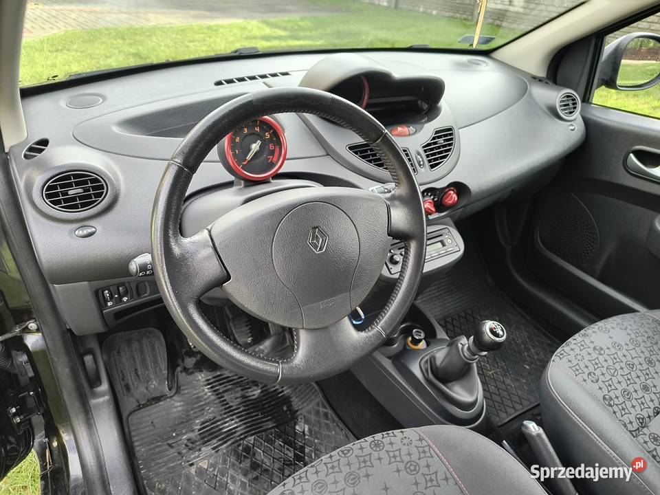 Renault Twingo 12 2010r RIP CURL Rok produkcji 2010 Twingo Popów