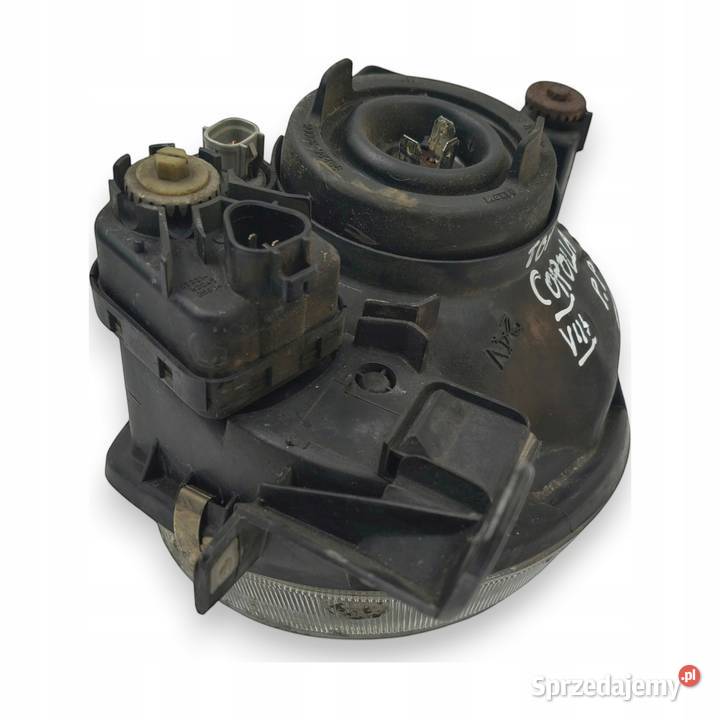 LAMPA PRAWA Toyota Corolla VIII E11 prawy przód Chełm