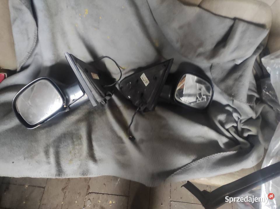 lusterko lewe dodge caravan Voyager Chrysler śląskie Częstochowa