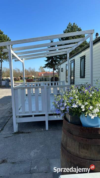 TARAS OGRODOWY DOMEK HOLENDERSKI Dźwirzyno