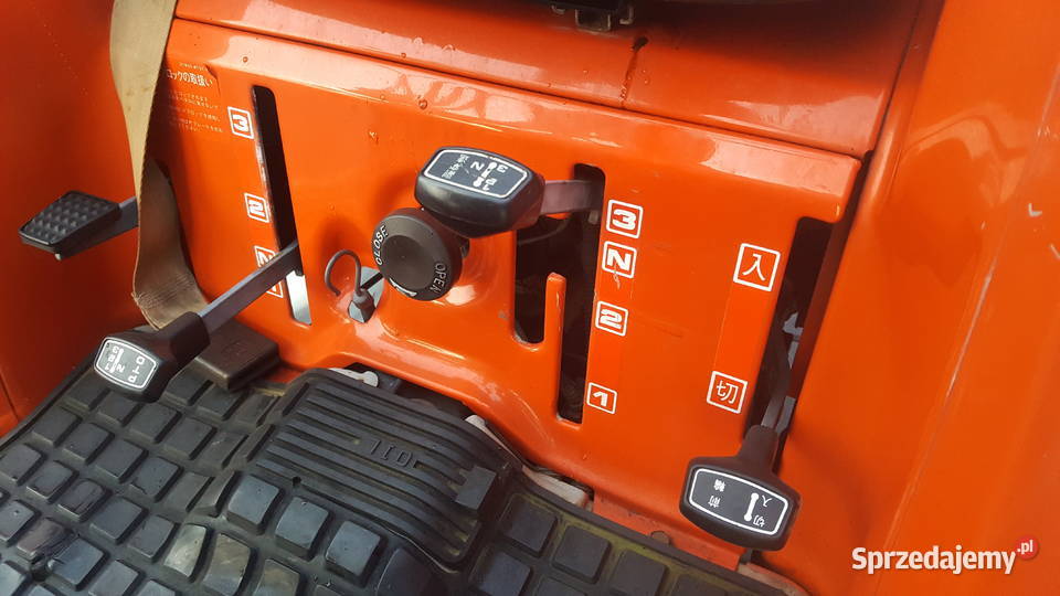 Traktor 20 Kubota Saturn X20 ładowacz czołowy do łódzkie Kobiele Wielkie