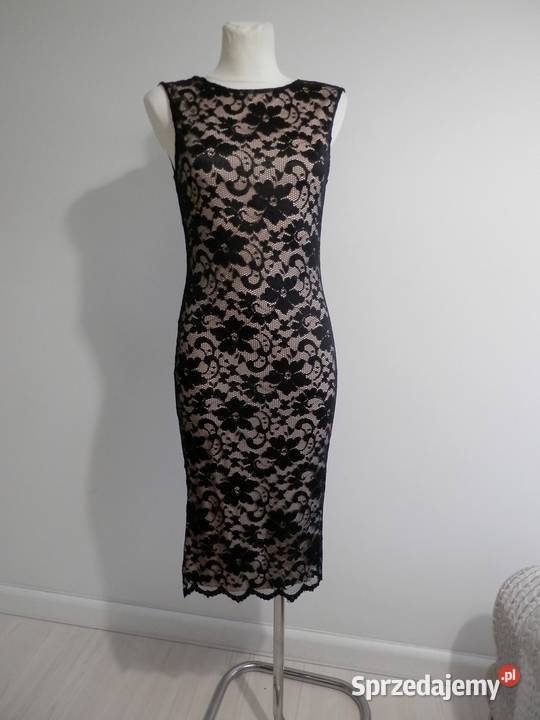 Sukienka Czarna Koronkowa z Cielistą Podszewką Spódnice i sukienki Łomża