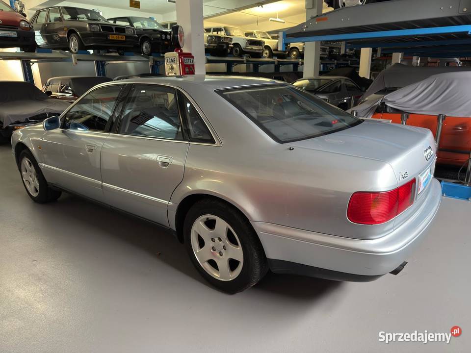 Audi A8 D2 37 V8 Quattro 1997 Elegancja moc i Zgierz
