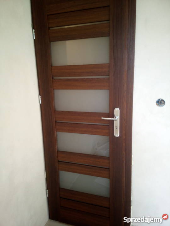 Nowoczesne drzwi na starą futrynę 330 Drzwi i okna Katowice
