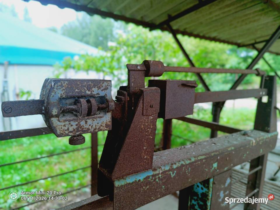 Stara waga inwentarska mechaniczna zabytek