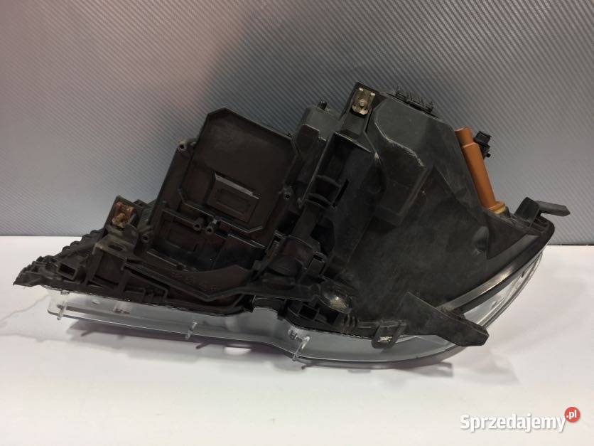 BMW E46 COUPE LIFT PRAWA LAMPA PRZÓD ORYGINAŁ Motoryzacja wielkopolskie Ostroróg