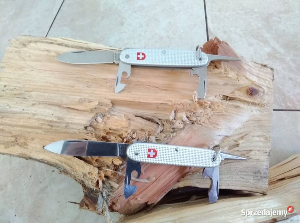 Wenger Swiss Army 70 Delemont Soldat DWIE SZTUKI
