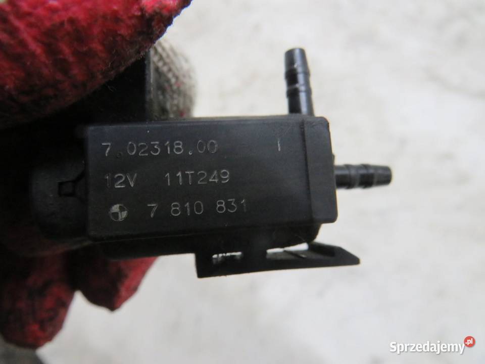 ZAWÓR PODCIŚNIENIA BMW F20 F21 20 D 702318 Zawory podciśnienia sprzedam