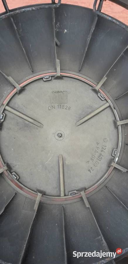 kołpaki dekielki mercedes 124 156 125 190 cklase Lubasz