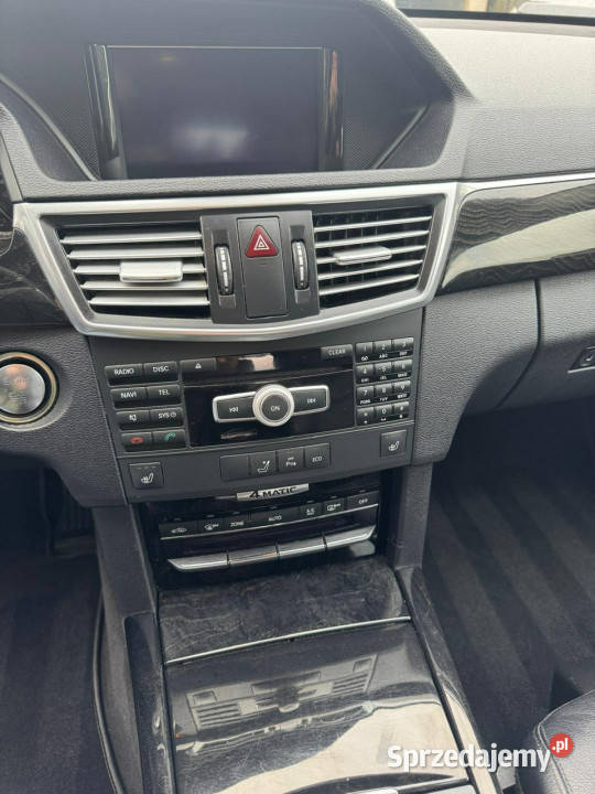 Mercedes E 220 E 2012 avantgarde SKÓRA nowy komputer pokładowy sprzedam