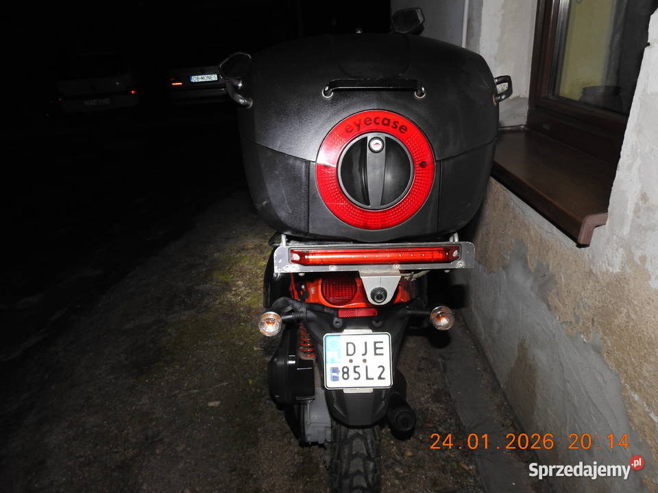 Skuter Sprzedam dwusuwowy Mysłakowice