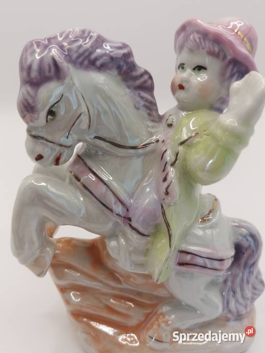 KOŃDZIECKO PORCELANA CUKIERKOWA FIGURKA