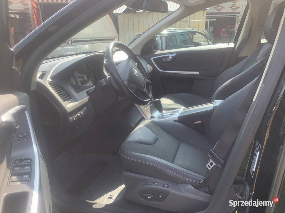 Volvo xc 60 32 benzyna sprowadzony