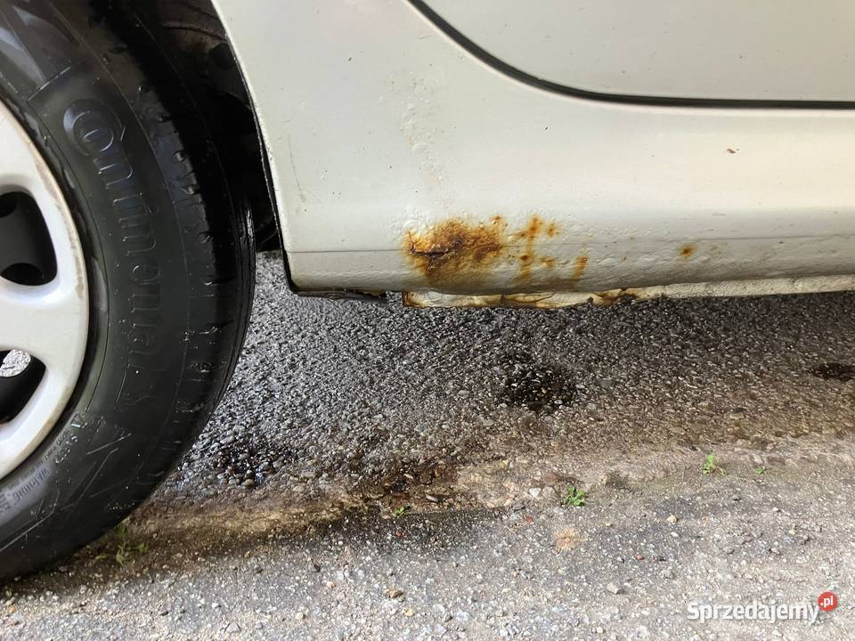 Syndyk sprzeda Peugeot 206XT 14 2004 benzyna Wałbrzych