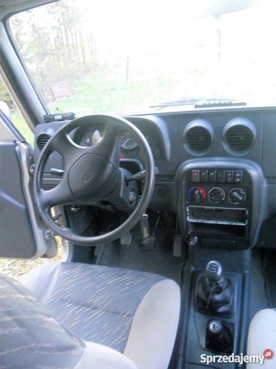 Samochód terenowy Kia Retona 4x4 diesel sprzedam