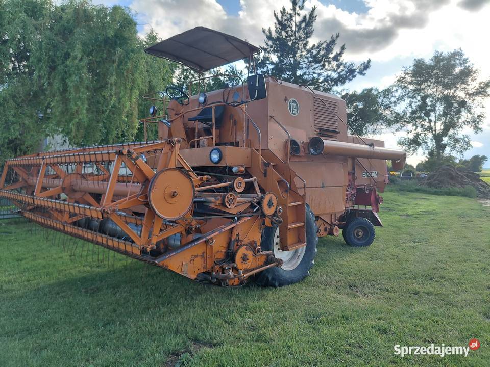 Kombajn bizon z056 remoncie silnik lubelskie Buśno
