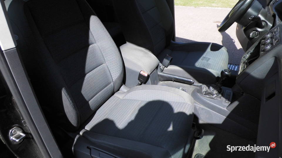 VW Touran 16 FSI czarny metalik LC9Z WSZYSTKIE Kościerzyna