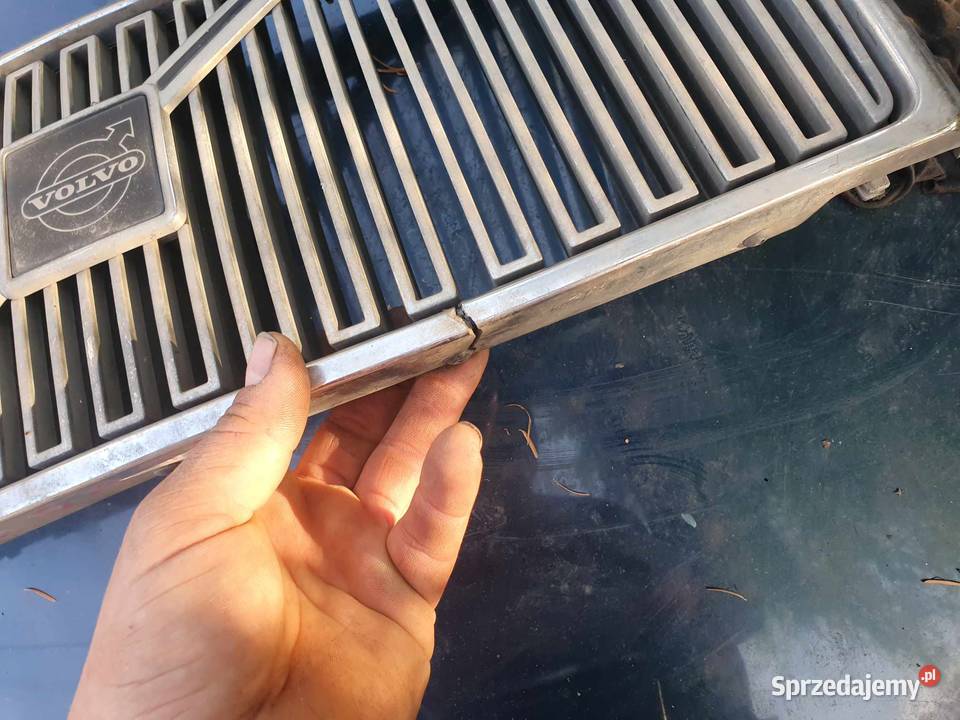 Grill atrapa chłodnicy Logo Volvo 940 960 760