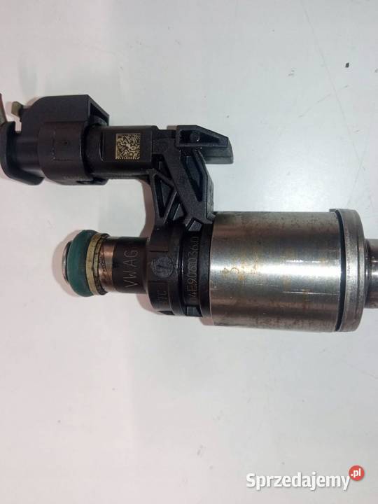 WTRYSKIWACZ 0261500354 04E906036Q 12 TSI Skoda świętokrzyskie sprzedam