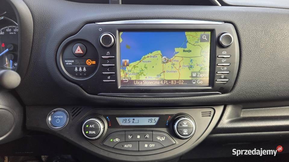 Toyota Yaris Hybryda Automat 35 przebiegu aluminiowe felgi Gdańsk