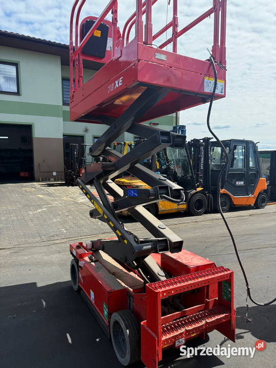 zwyżka podnośnik nożycowy MANITOU 78XE 24V 230 łódzkie