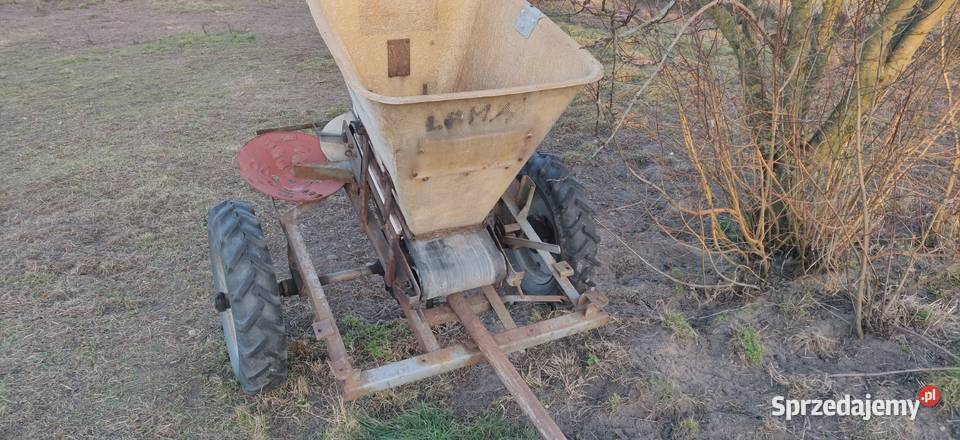 opryskiwacz przyczepa jednoosiowa obsypnik do sprzedam