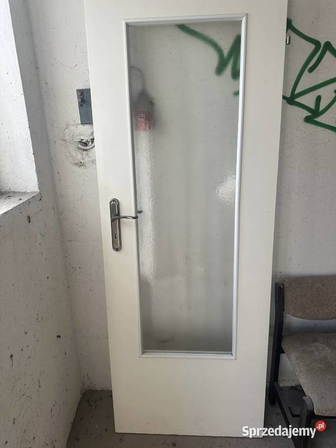 DRZWI POKOJOWE 70 PRAWE 70cm