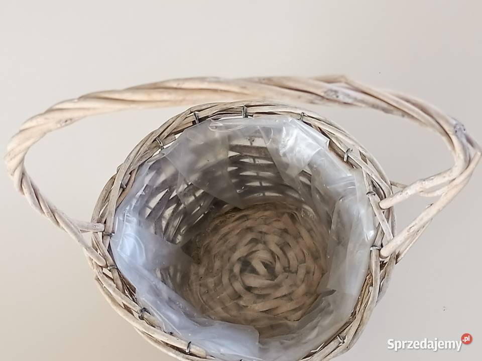 Koszyk pleciony z wikliny sielski styl na Pozostałe sprzedam
