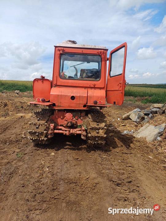 DT 75 Spycharka Ciągnik Spycharki lubelskie Żmudź sprzedam