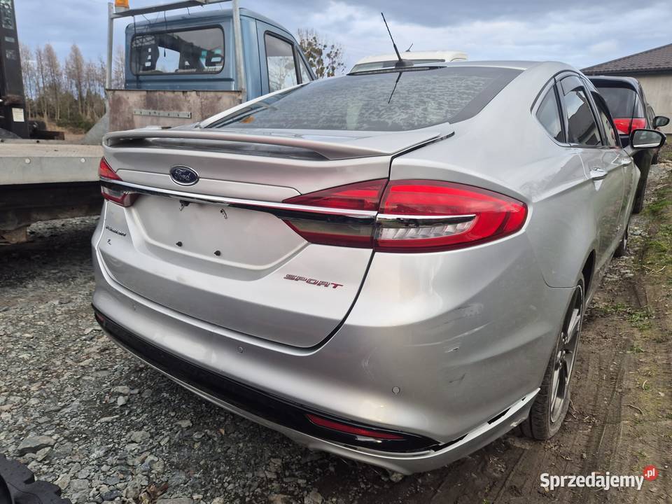 Ford Fusion SPORT 27 AWD 325 uszkodzony na Żórawina
