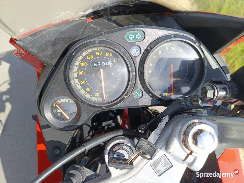 Honda CBR 125R JC34 Busko-Zdrój sprzedam