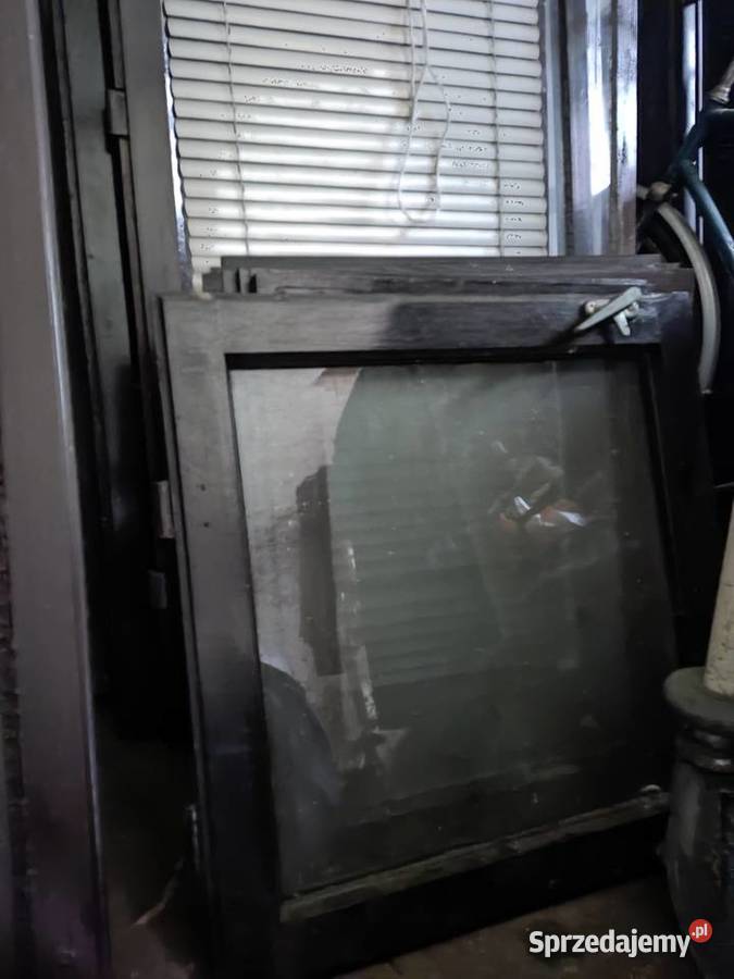 Drewniane okna wymianie w różnych wymiarach Drzwi i okna