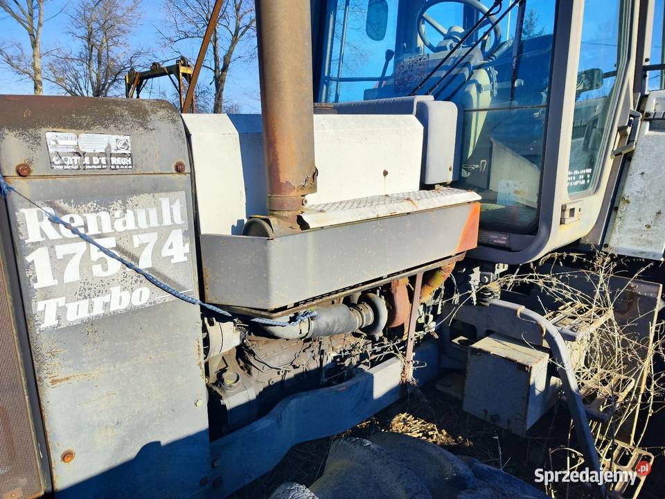 Dwa ciągniki Renault 17574 Napęd 4x4 Lubin sprzedam