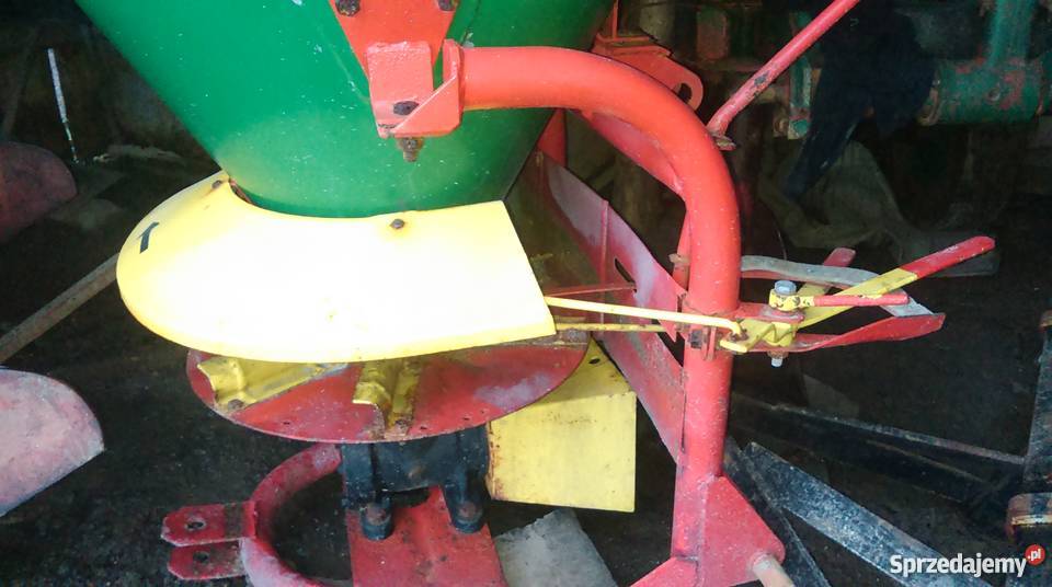 Rozsiewacz nawozu lejek nieuszkodzony Stary Zamość