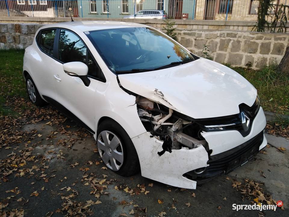 Reno Clio 12 74 benzyna sprowadzony Clio Szczytna