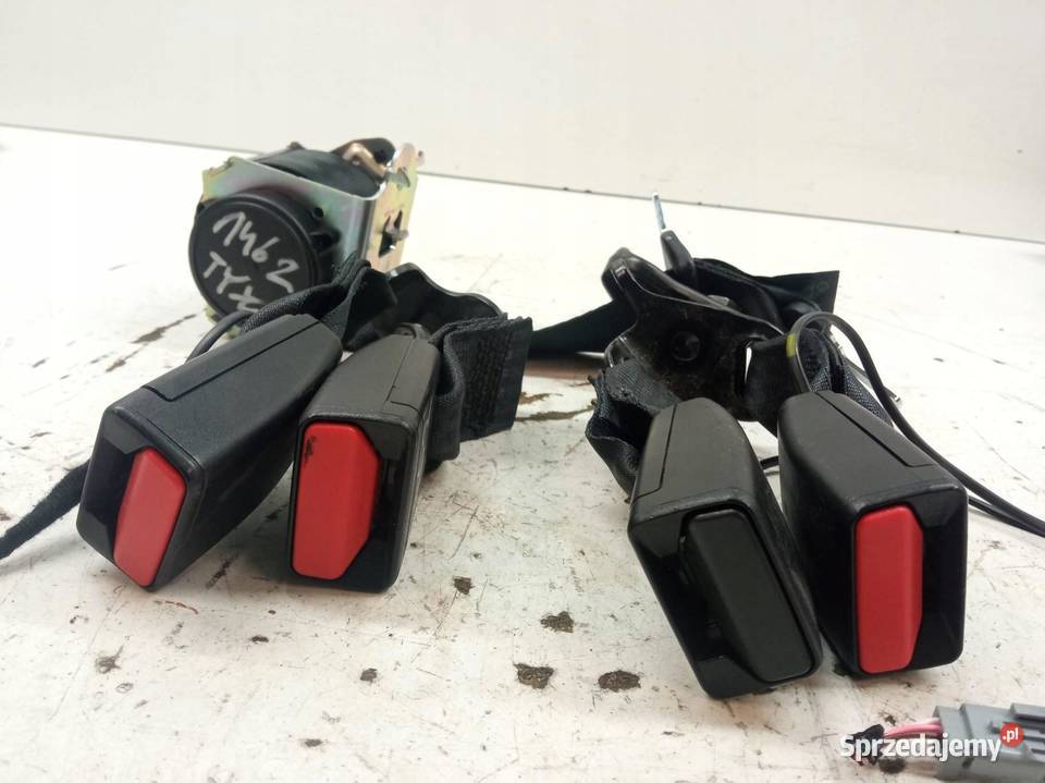 PAS BEZPIECZEŃSTWA TYŁ KANAPY KPL ZAPINKA KPL osobowe